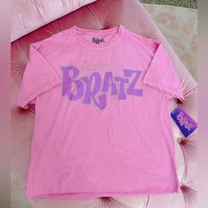 Bratz pink graphic tshirt medium NWT